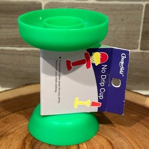 ✳️ 25% off when Bumdled ✳️ No Drip Cup Popsicle / Ice Cream Holder for Kids